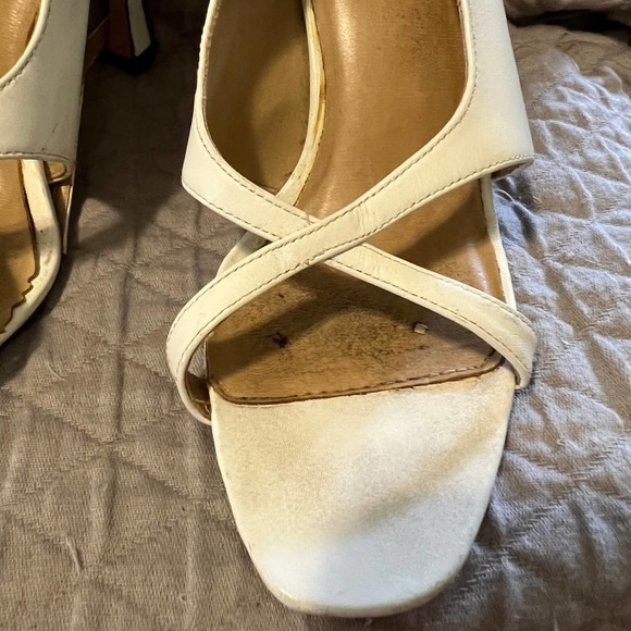 5/ $25 Colin Stuart white square toe sandals 7 - Picture 9 of 9